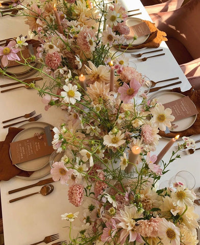 Wedding table showing Spring Flowers 