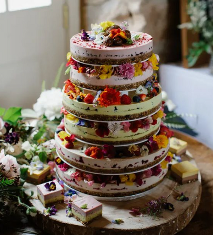 Image shows wedding cake 