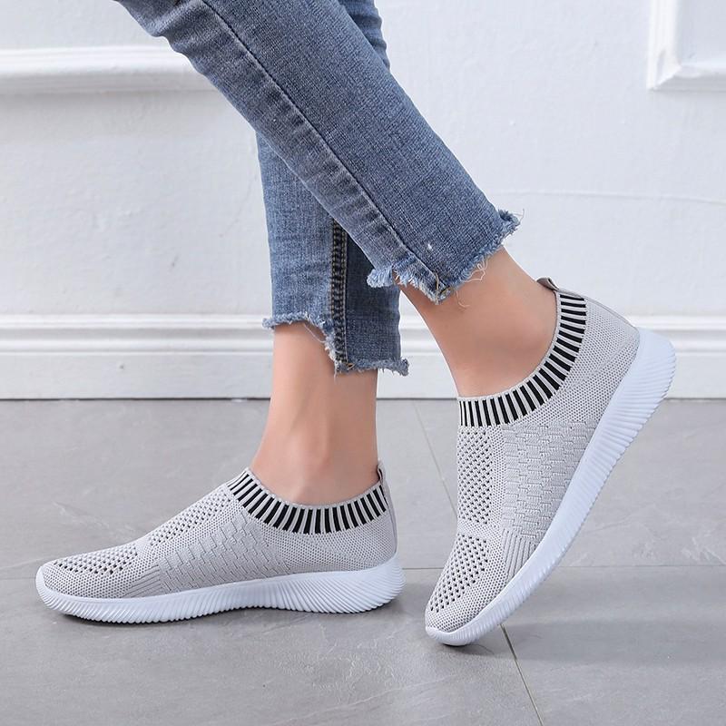 womens soft walking shoes