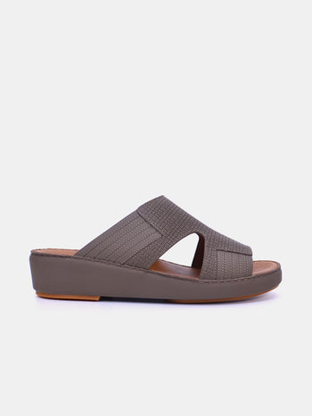Shop Juniors Open-Toe T-bar Flat Sandals Online | Splash UAE