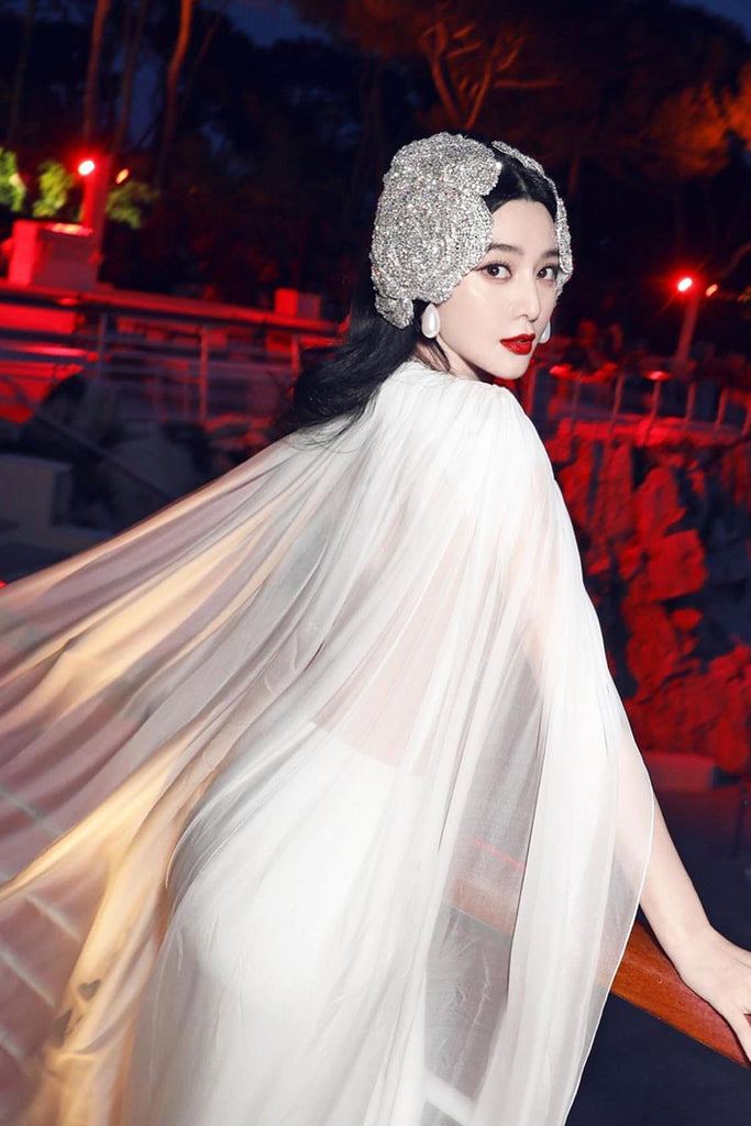 Anabela Chan Joaillerie_Fan Bing Bing wears the Anabela Chan for Miss Sohee Couture SS23 White Diamond Tutti Frutti Necklace & Peony Butterfly Ring at the Red Sea International Film Festival's 'Women's Stories Gala'