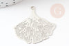 Filigree gingko leaf print pendant in silver-plated brass, Very thin and light pendant, 30x33mm, X2 G5151