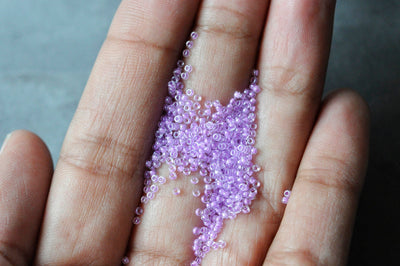 Perles rocailles miyuki violet nacré, Perles de rocaille japonaise Orchid Lined Crystal ,perle perlage,15/0, 1.5mm, Sachet 10g G3957