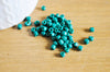 grosses perles rocaille vert ,fournitures pour bijoux, perles rocaille vertes, vert opaque, lot 10g, diamètre 4mm G3818