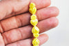 perle porcelaine jaune coeur irisé, fournitures créatives, perle céramique, fabrication bijoux, céramique blanche, Lot de 20, 16mm G3535