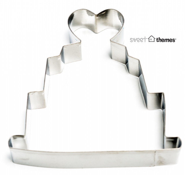 cake shaped cookie cutter