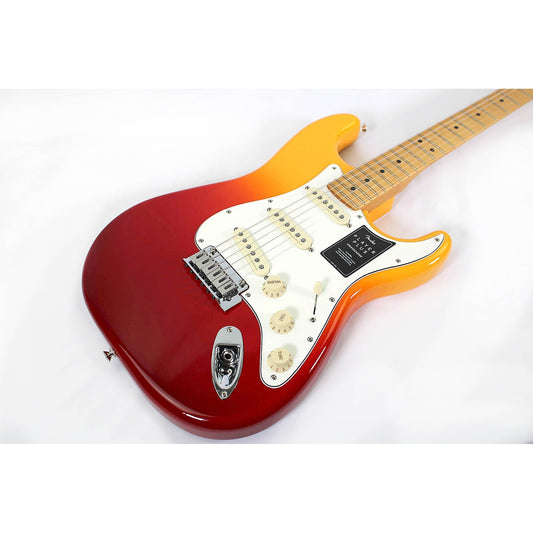 Fender Player Stratocaster MN Capri Orange - Eastport Music Scene