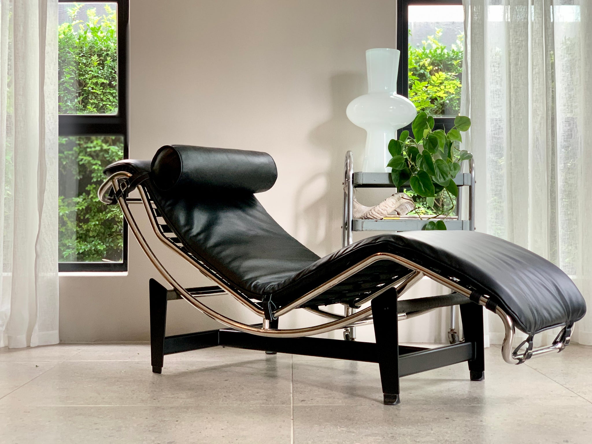 fold out chaise lounge