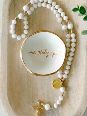 Buy Gold Holy Cross Pendant- Joyalukkas
