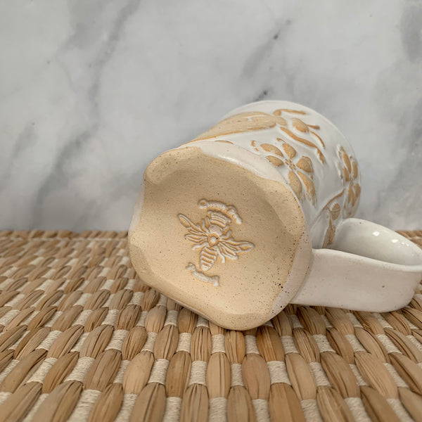B18 Handcrafted Ceramic Mug with Bee in Flower Garden Design