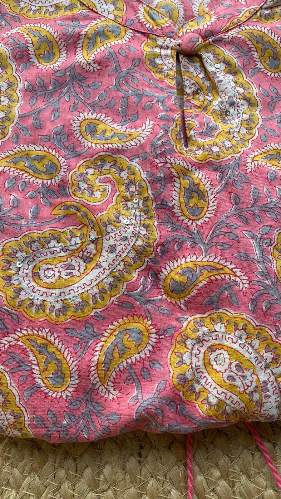 Pink floral Cotton printed short kurti top – Threads
