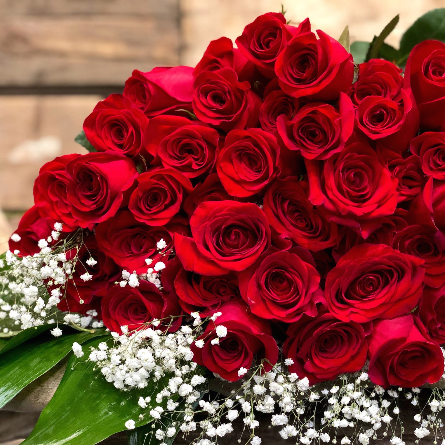 12 Roses Rouges – Fleuriste Centre Ville