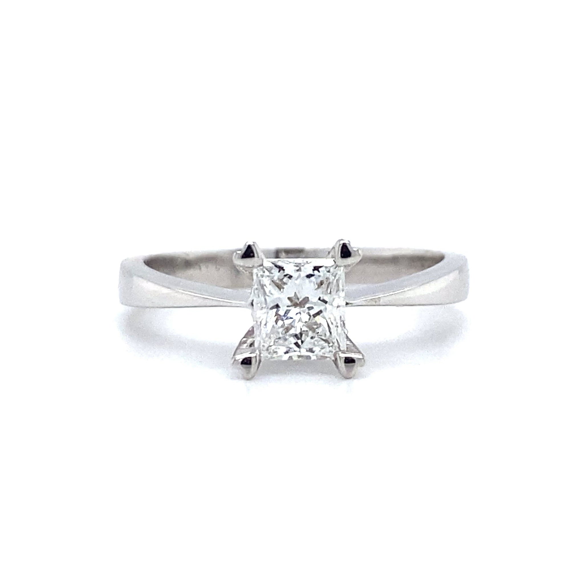 Met andere woorden Allergisch Medewerker Witgouden Solitaire Ring ✓ Princess Cut 0.52 crt ✓ Vierkante Diamant –  Diamonds & Jewels Amsterdam