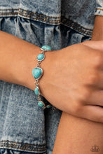 Load image into Gallery viewer, Eco-Friendly Fashionista - Blue clasp bracelet
