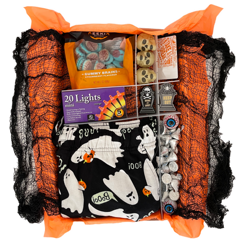 halloween gift box, diy halloween gift box, make a gift box for your teen, use the disguise the surprise dividers to make a personalized halloween gift box, college care box ideas, college care box for halloween, gift box dividers, halloween gift ideas, halloween gift ideas for teens, halloween fun, halloween gift bag alternative, gift bag alternative
