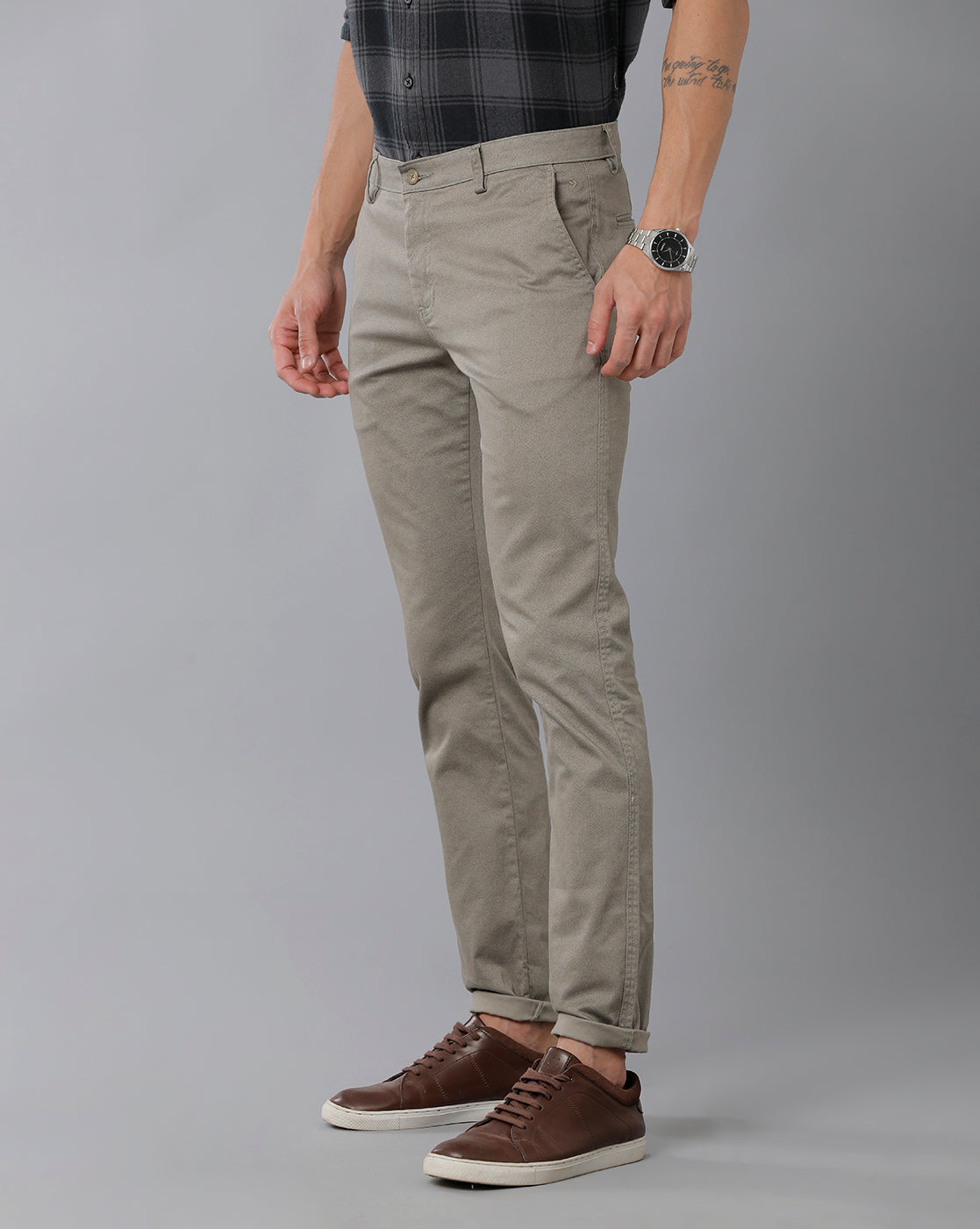 Classic Polo Men's 100% Cotton Moderate Fit Solid Pista Color Trouser