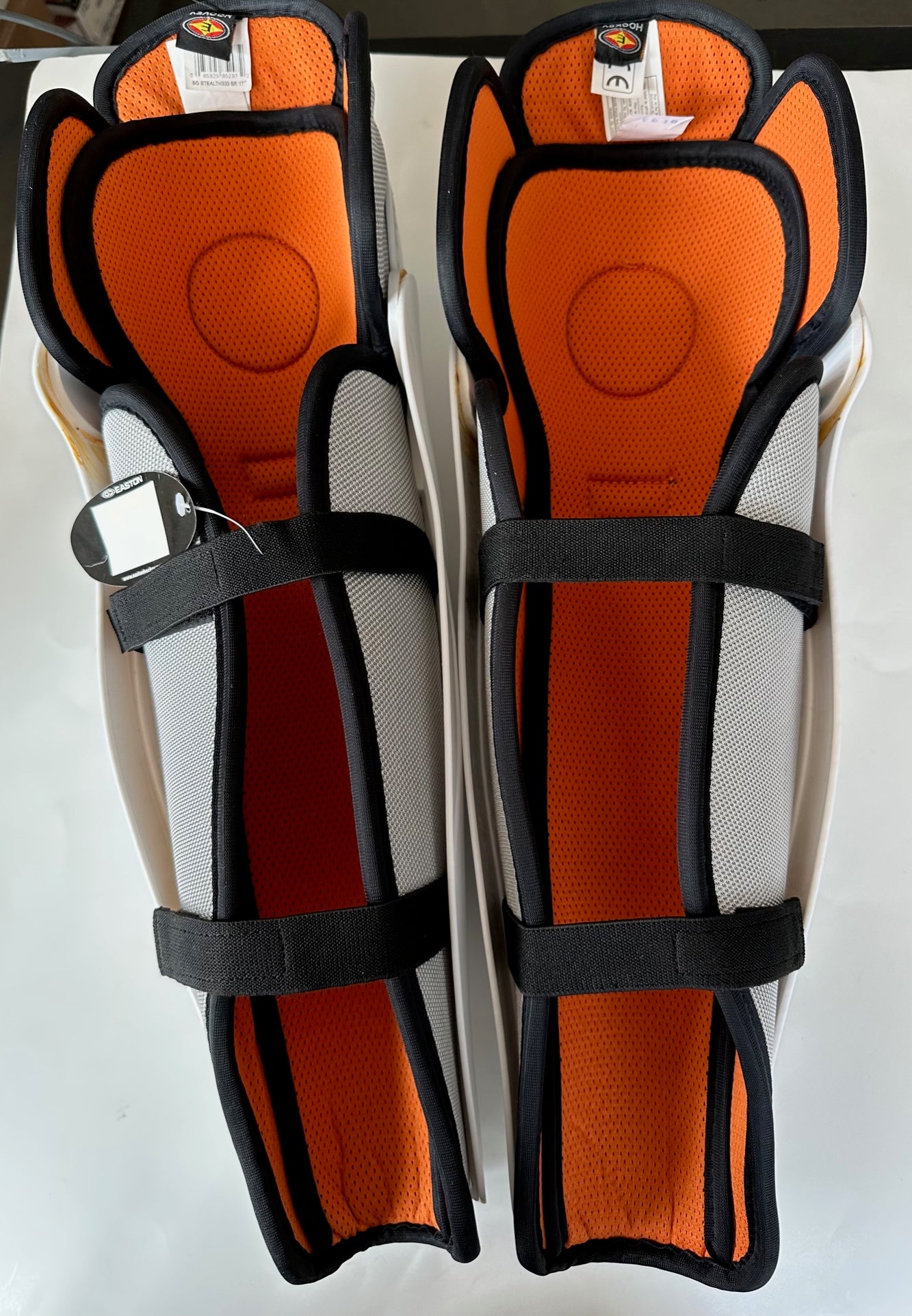 Easton Synergy 333 Hockey Shin Guards