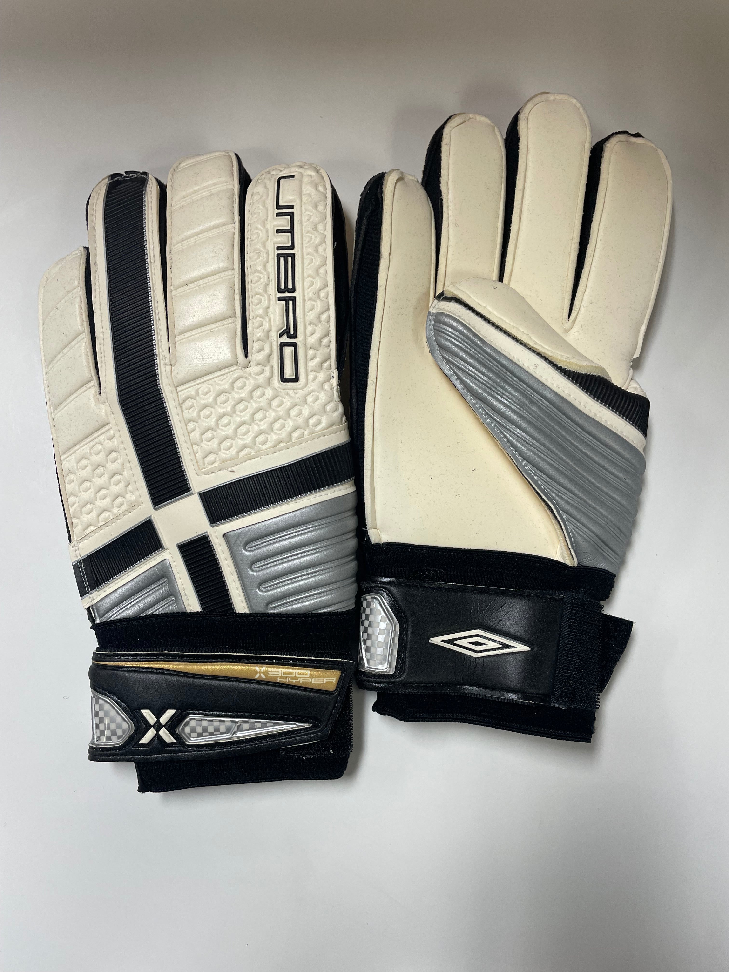 Umbro Soccer Goalie Glove