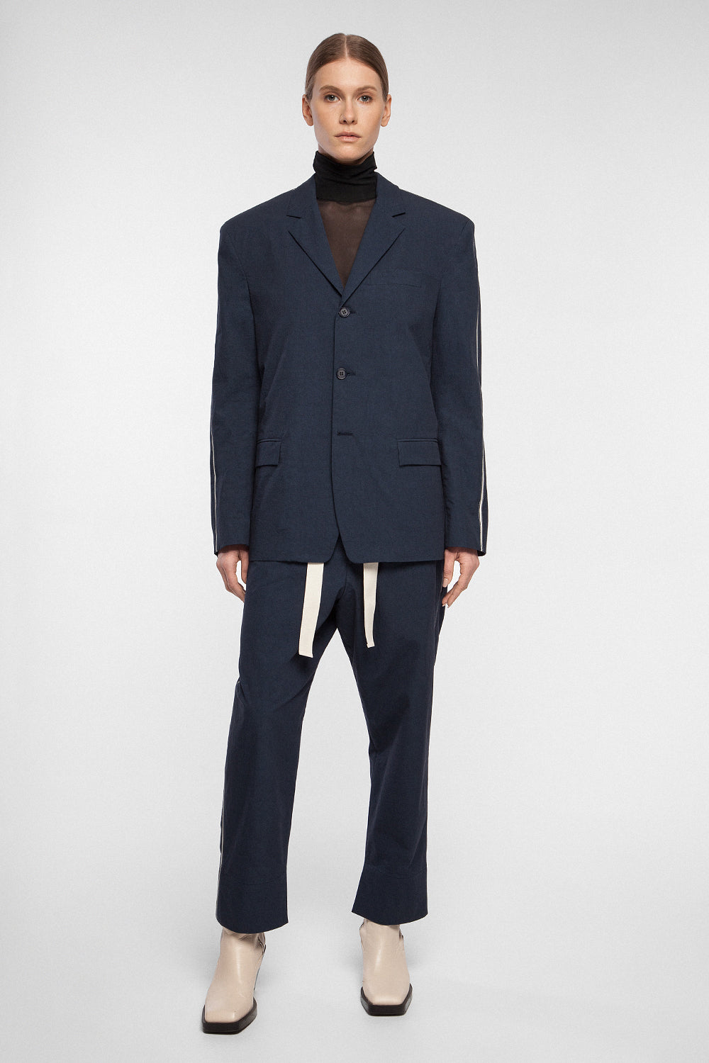 MASCULINE TAILORED JACKET – THEO