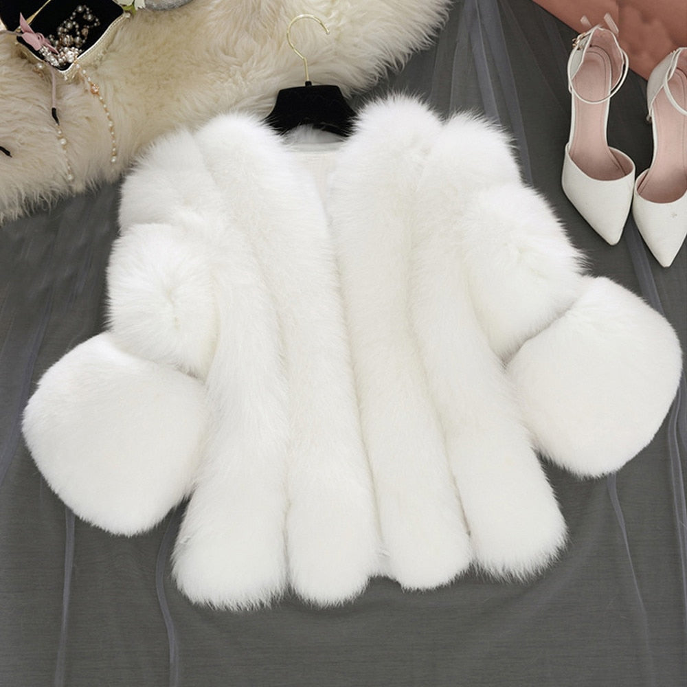 womens white faux fur coat