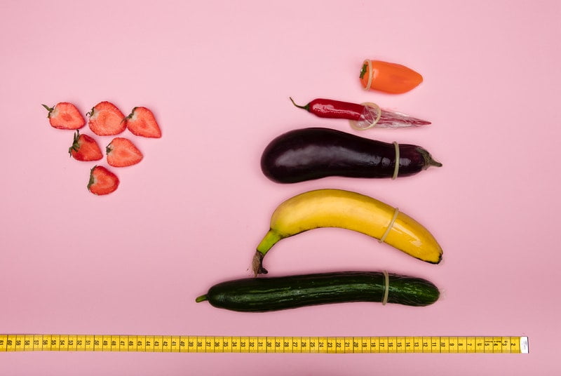 Different factors that affect penis size demonstration with fruit