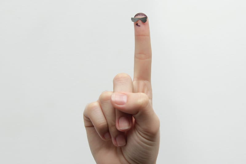 Myth that finger length is associated to penis size