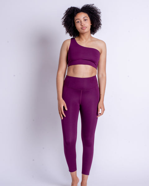 Girlfriend Collective High-Rise Pocket Legging in Plum