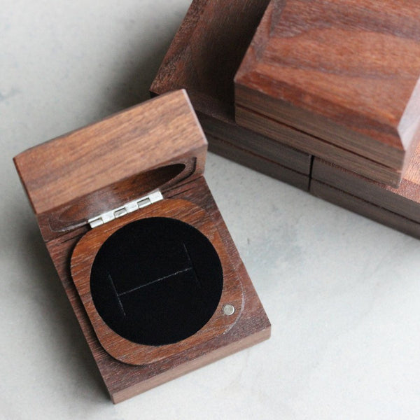 Handmade & Eco-friendly Walnut Ring Box