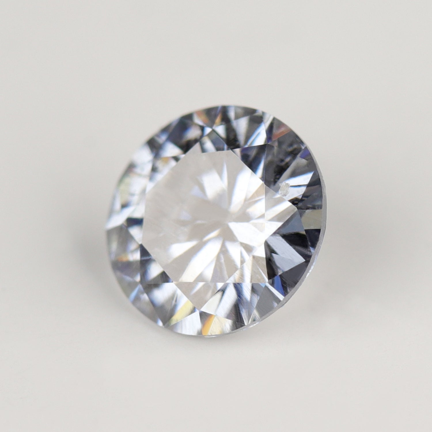 5mm Round Salt & Pepper Gray Moissanite - 114950-D