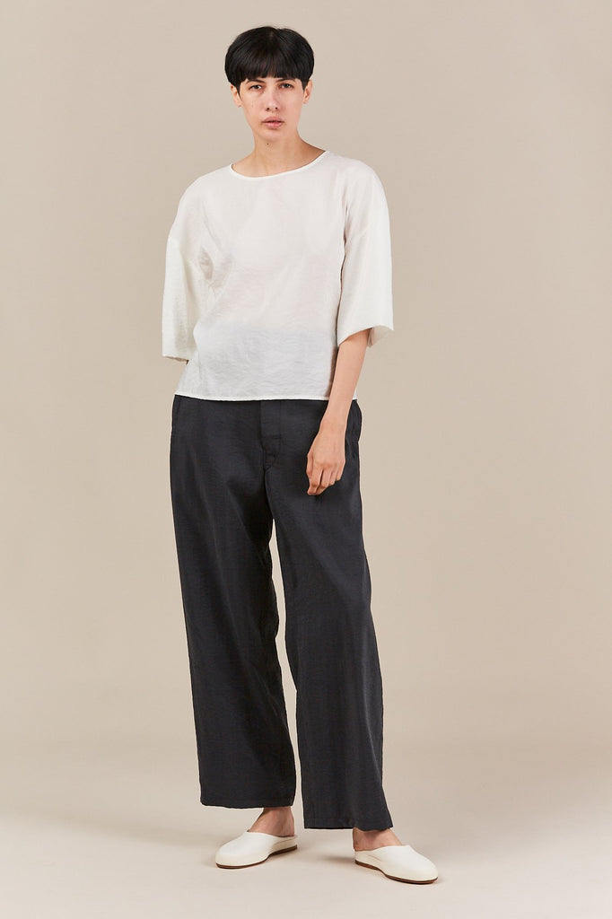 ALL TOPS – Kick Pleat