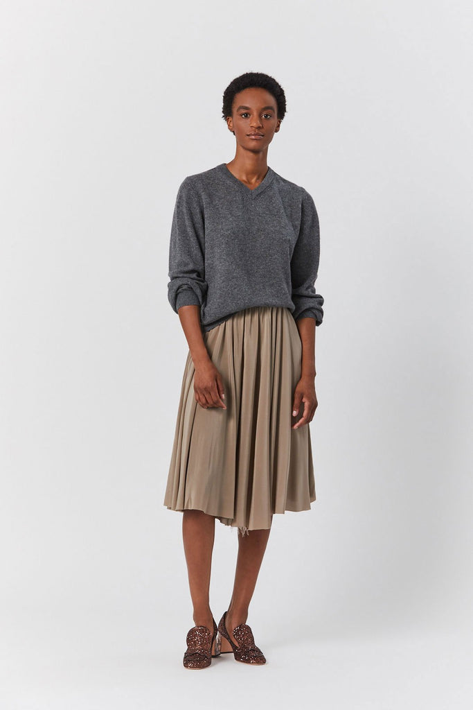 NEW ARRIVALS – Kick Pleat