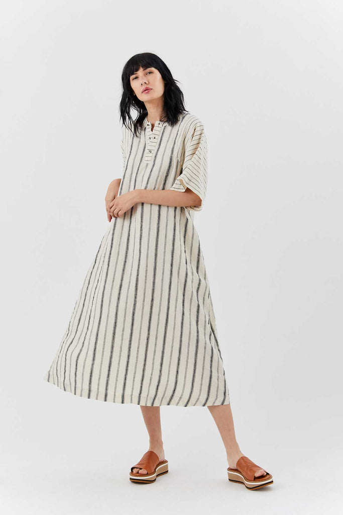 Dresses – Kick Pleat