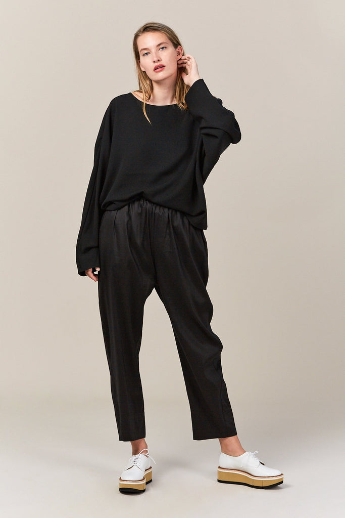 NEW ARRIVALS – Kick Pleat