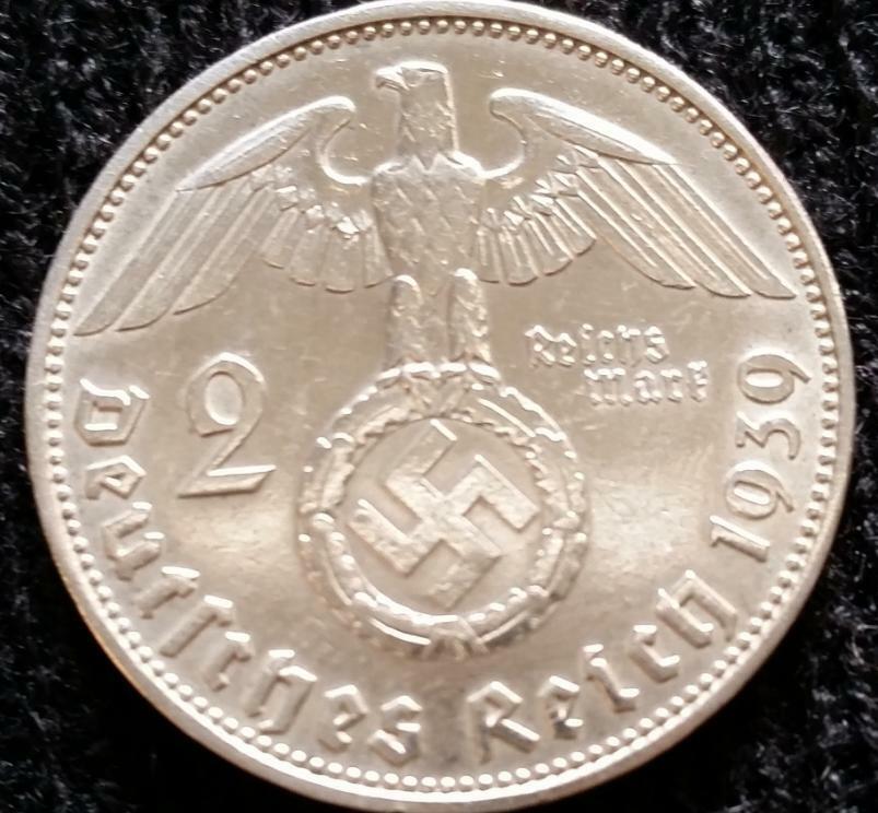 Сколько стоит фашистская монета. Монеты третьего рейха 2 рейхсмарки. Монеты нацистской Германии третий Рейх. Рейхсмарки третьего рейха монеты. Монеты нацистской Германии третий Рейх серебро.
