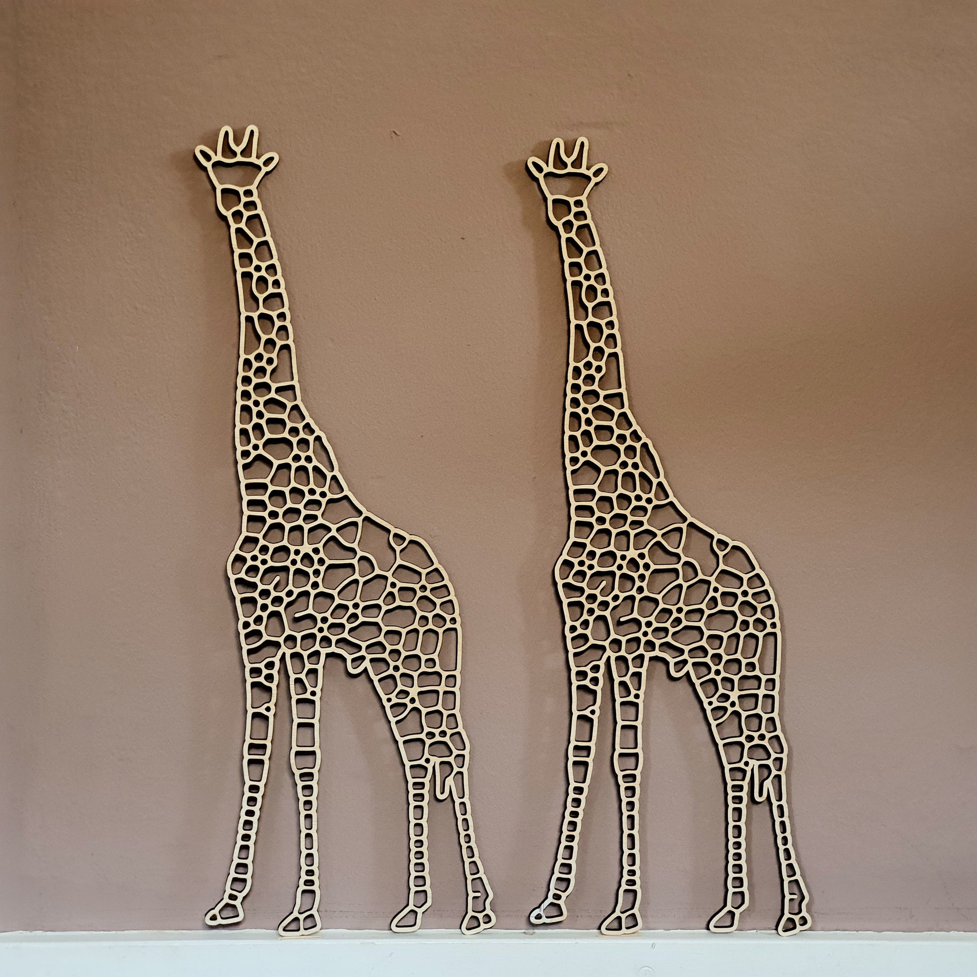 Bowling bloed hout Giraffe | houten wanddecoratie – kaboomlaser - The Dutch Puzzle Factory
