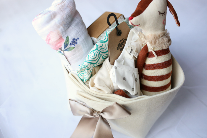 GIFT GUIDE FOR NEW MOMS - Katie Did What