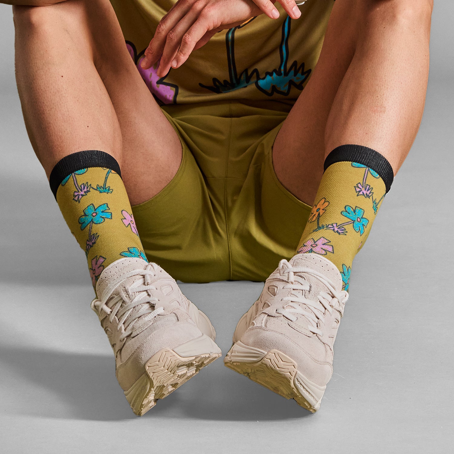 ソックス LUASO03c1017 Flower High Combat Socks - Yellow [ユニセックス]