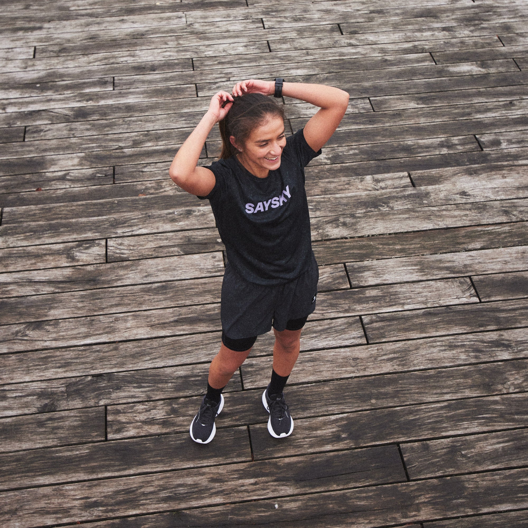 ランニングTシャツ JWRSS01c1003 Wmns Map Combat T-shirt - Black Map/Purple Logo [レディーズ]