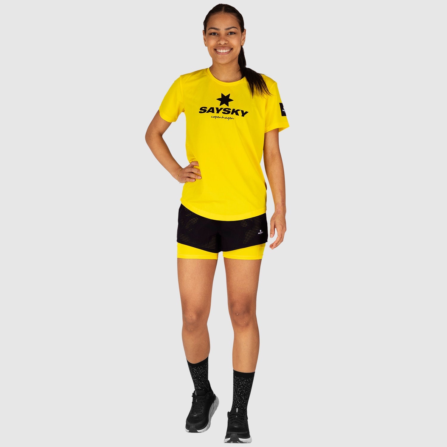 ランニングショーツ HGRSH03 Wmns 2-in-1 Shorts - Black/Empire Yellow [レディーズ]