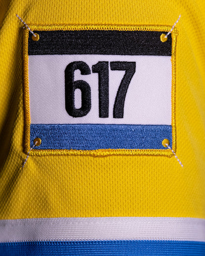 Boston Red Sox 'push the envelope' with marathon-inspired blue-yellow  uniforms - ESPN