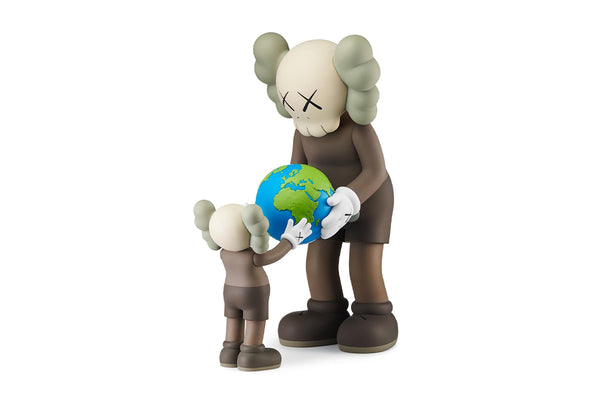 Kaws Time Off Vinyl Figure SS 23 - Pink