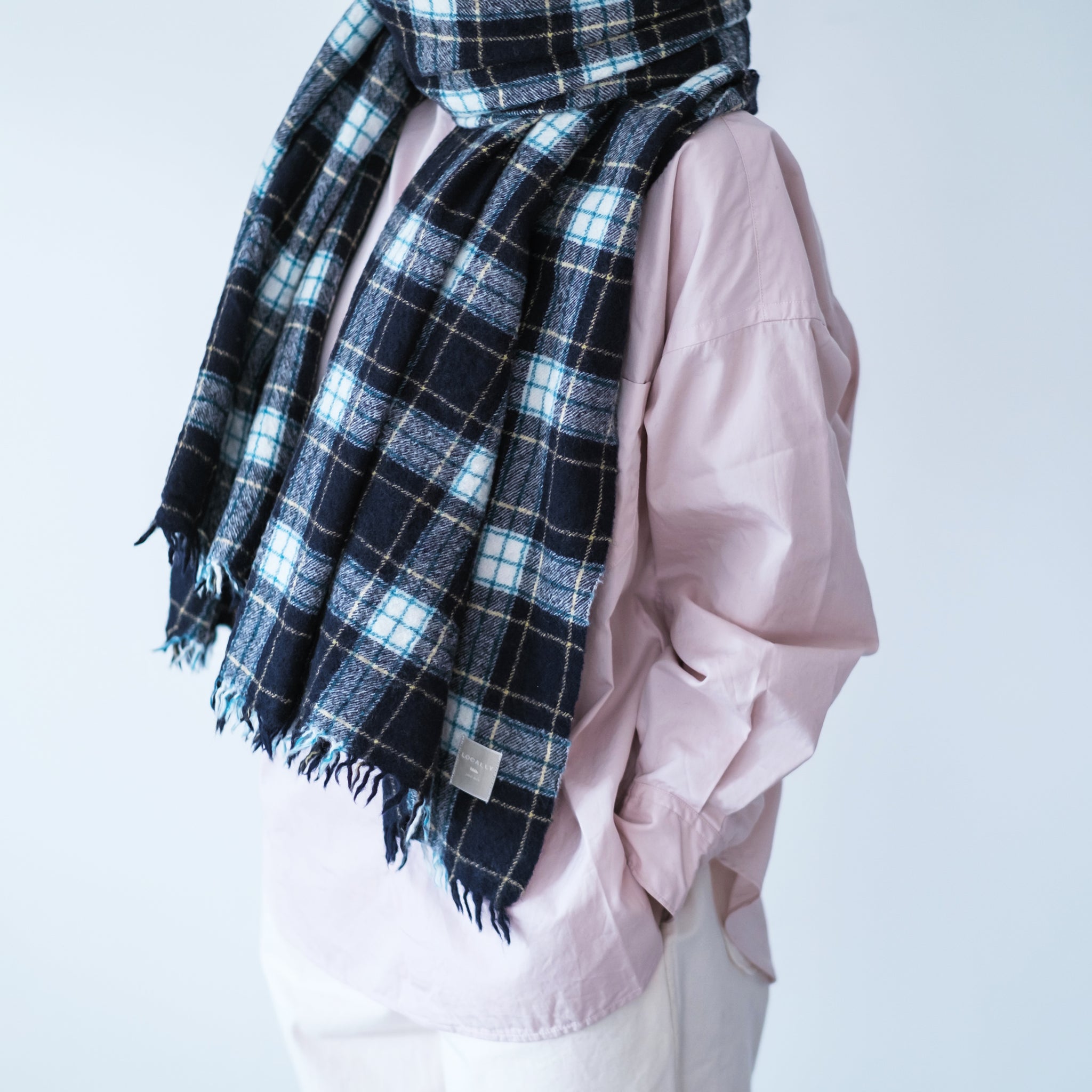 LOCALLY｜tartancheck stole