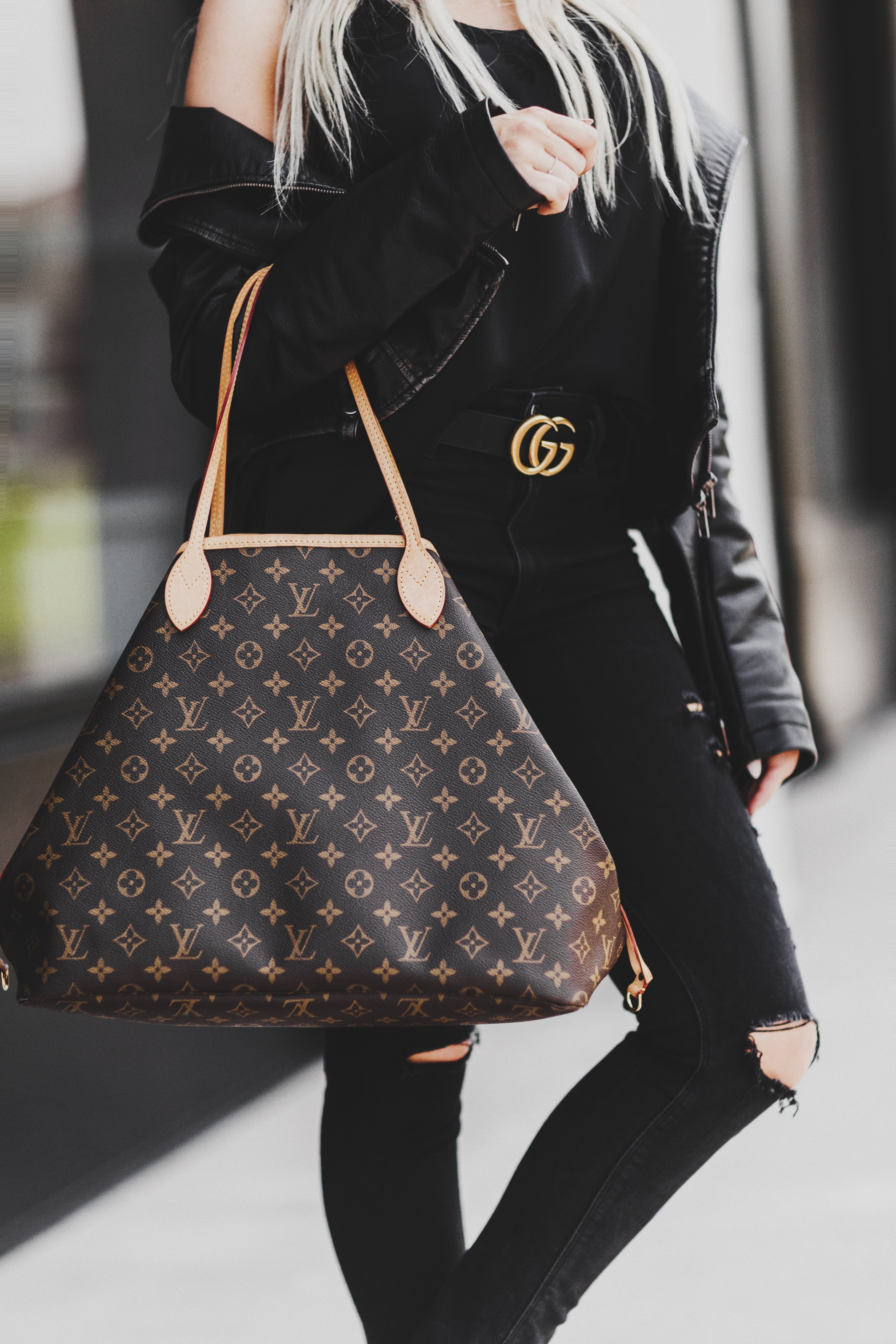 Louis Vuitton Monogram Pochette Metis Monogram – The Bag Broker