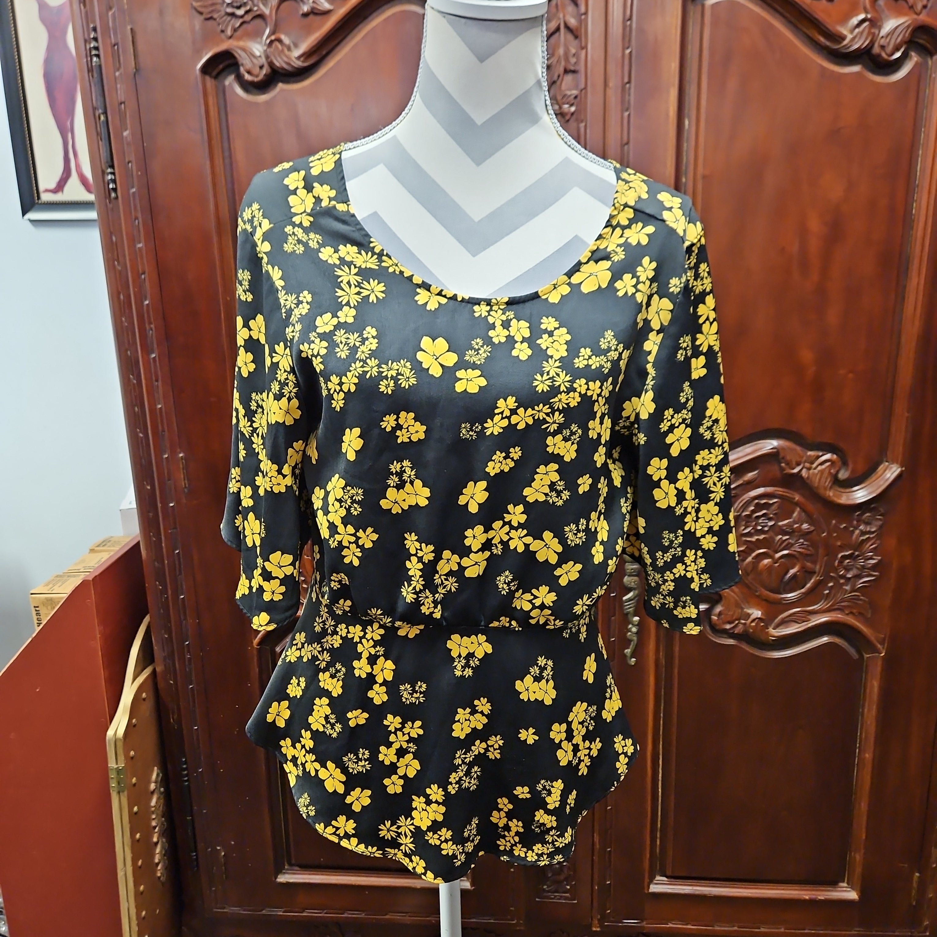 Who What Wear Floral Blouse image