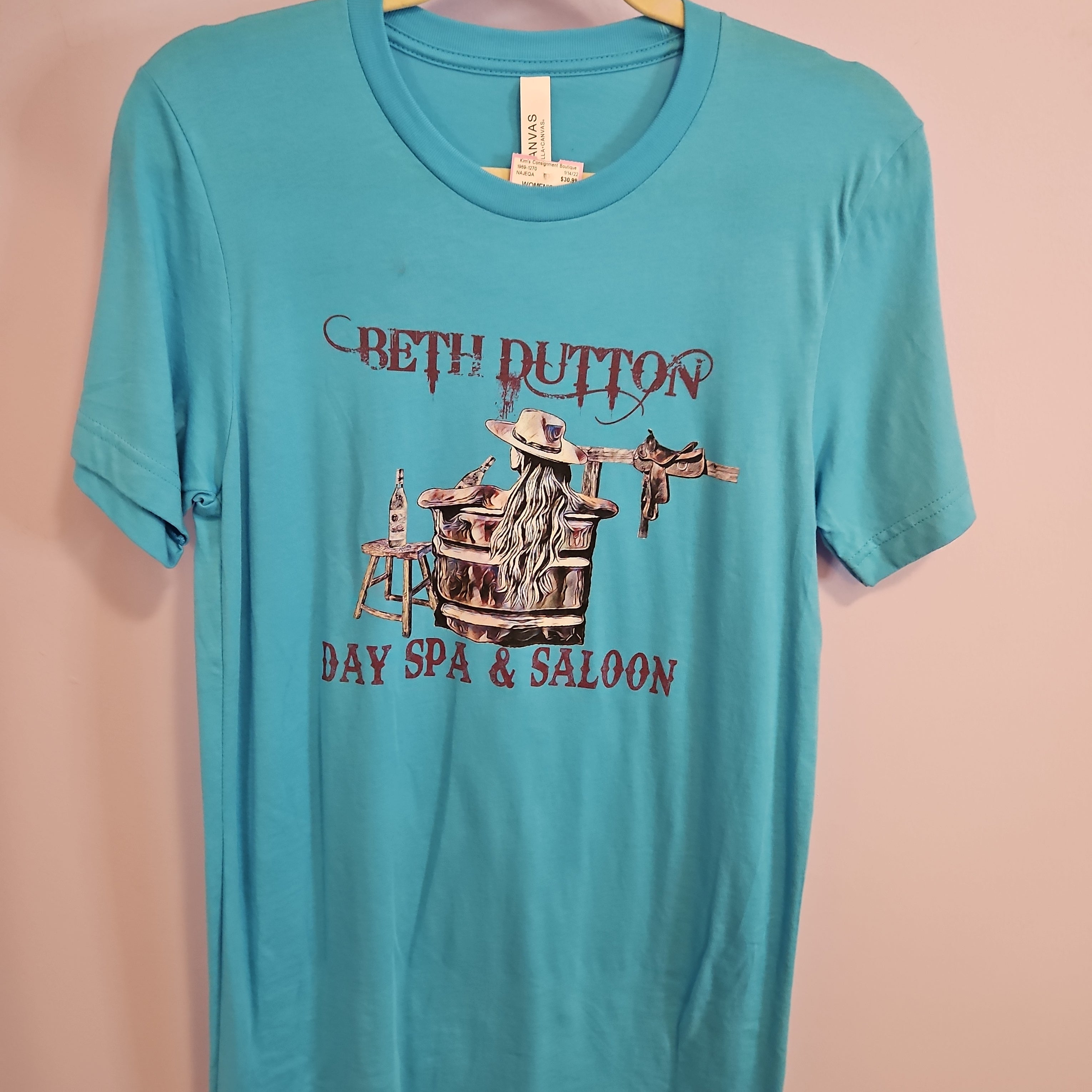 Turquoise Beth Dutton Day Spa Graphic T image
