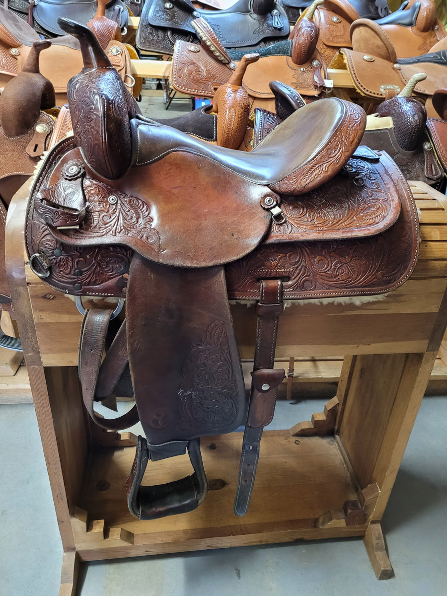 circle y park and trail saddle used