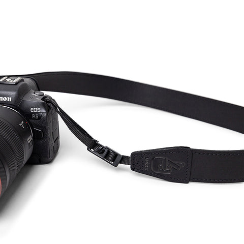 The Best Camera Strap that's easy to attach to a camera