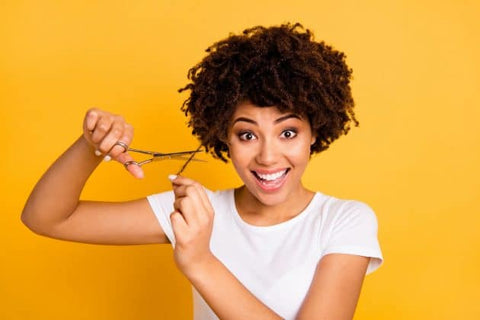 4 Dicas para deixar o cabelo cacheado com brilho e sedoso – Girass