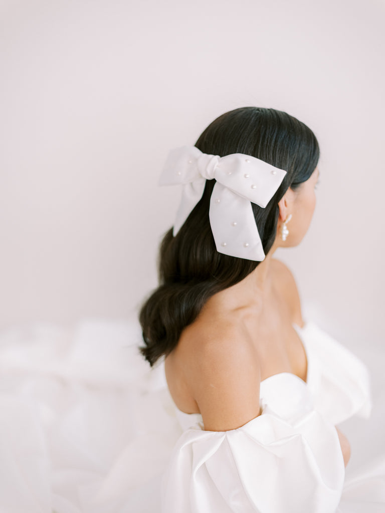 17 pearl accessories to buy for your wedding - Megan Therese Couture