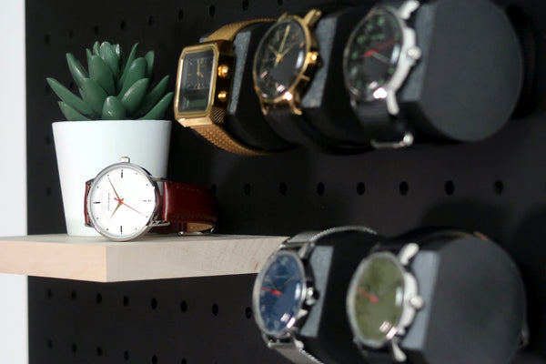 Watch Holder By Quark